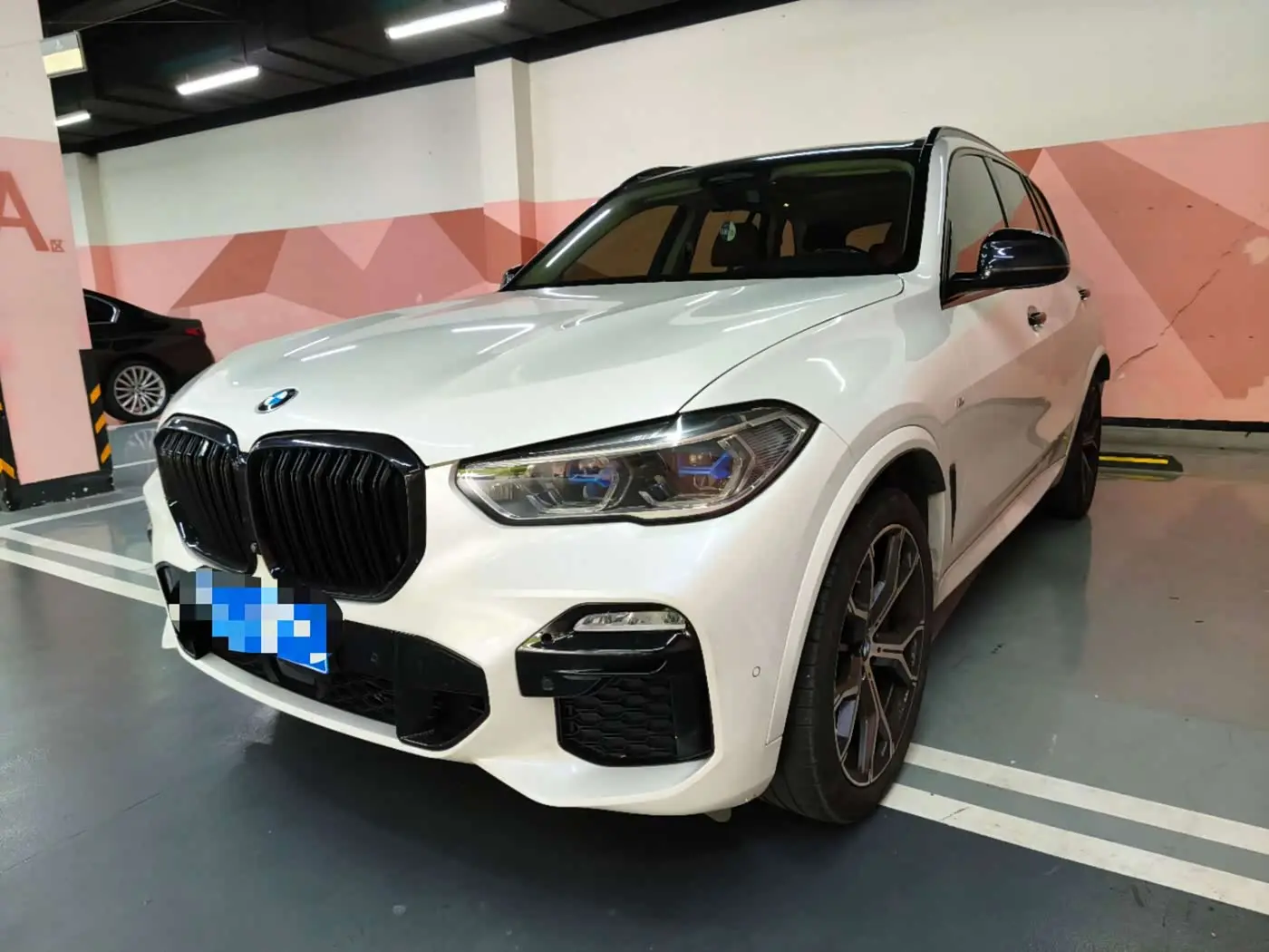 BMW X5 2019 — Photo 1/9