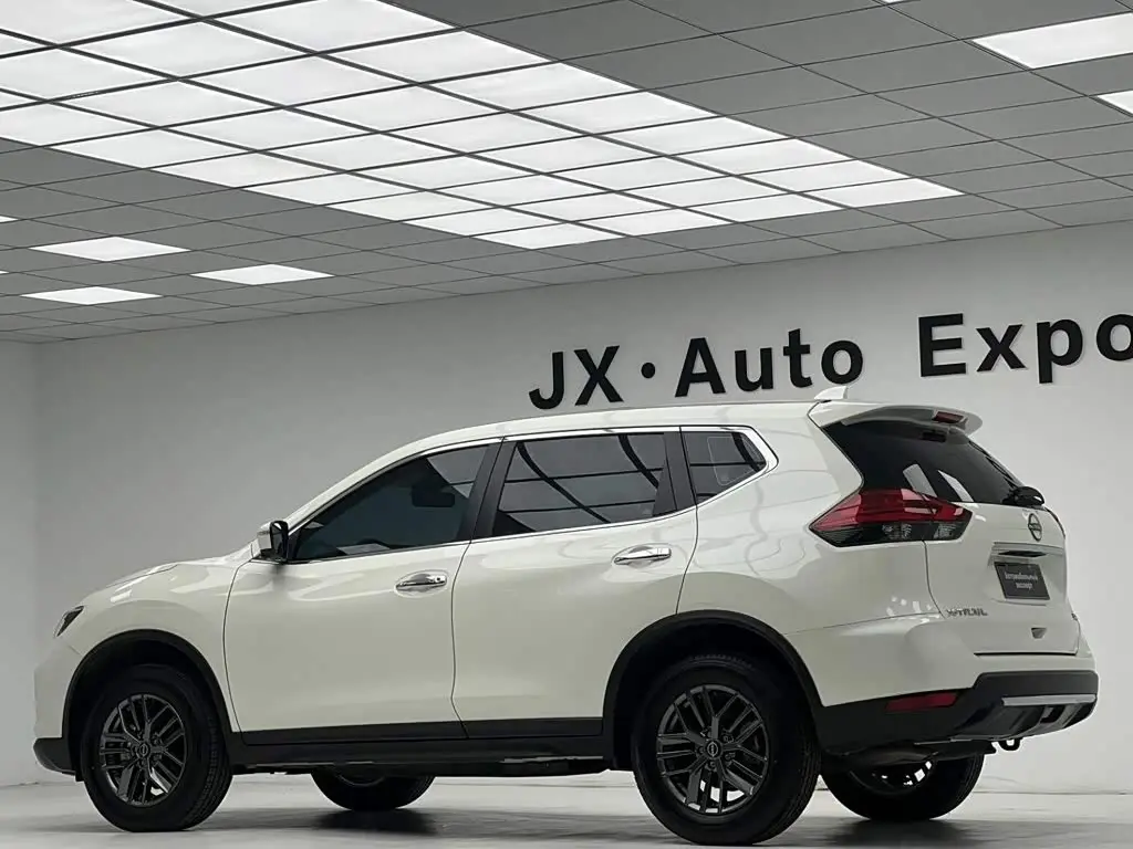 Nissan X-Trail 2025 — Фото 10/20