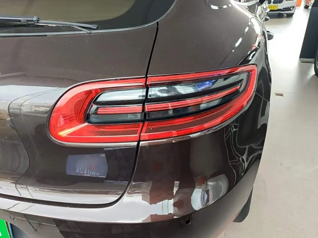 Porsche Macan 2015 — Фото 8/20