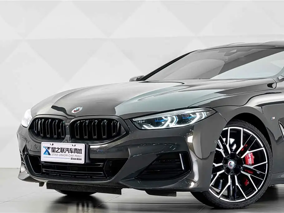 BMW 8 Series 2025 — Фото 3/20