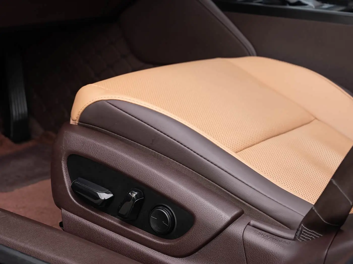 Lexus ES 2019 — Şəkil 20/20