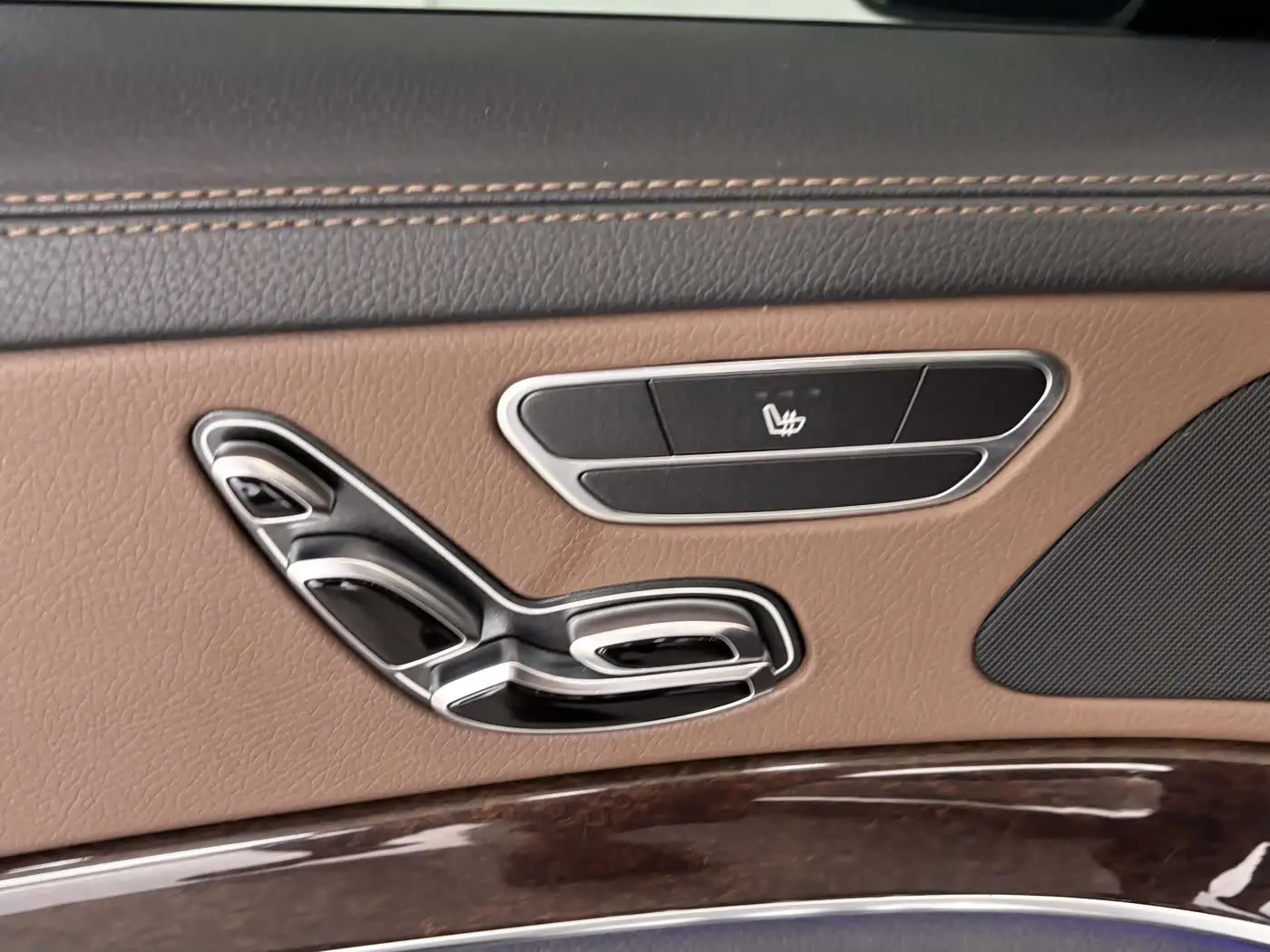 Mercedes-Benz S-Class 2021 — Photo 11/20