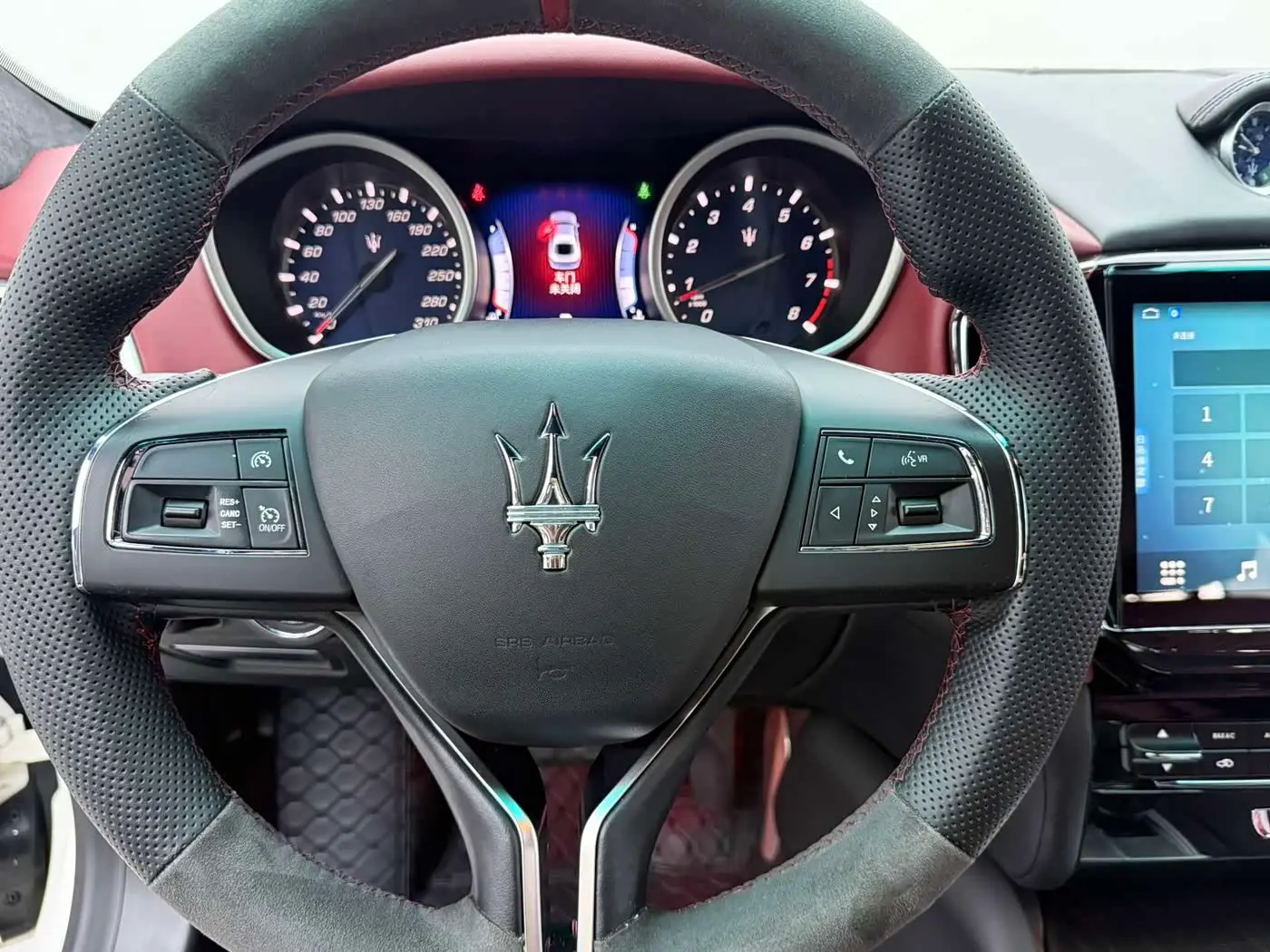 Maserati Ghibli 2016 — Şəkil 10/16