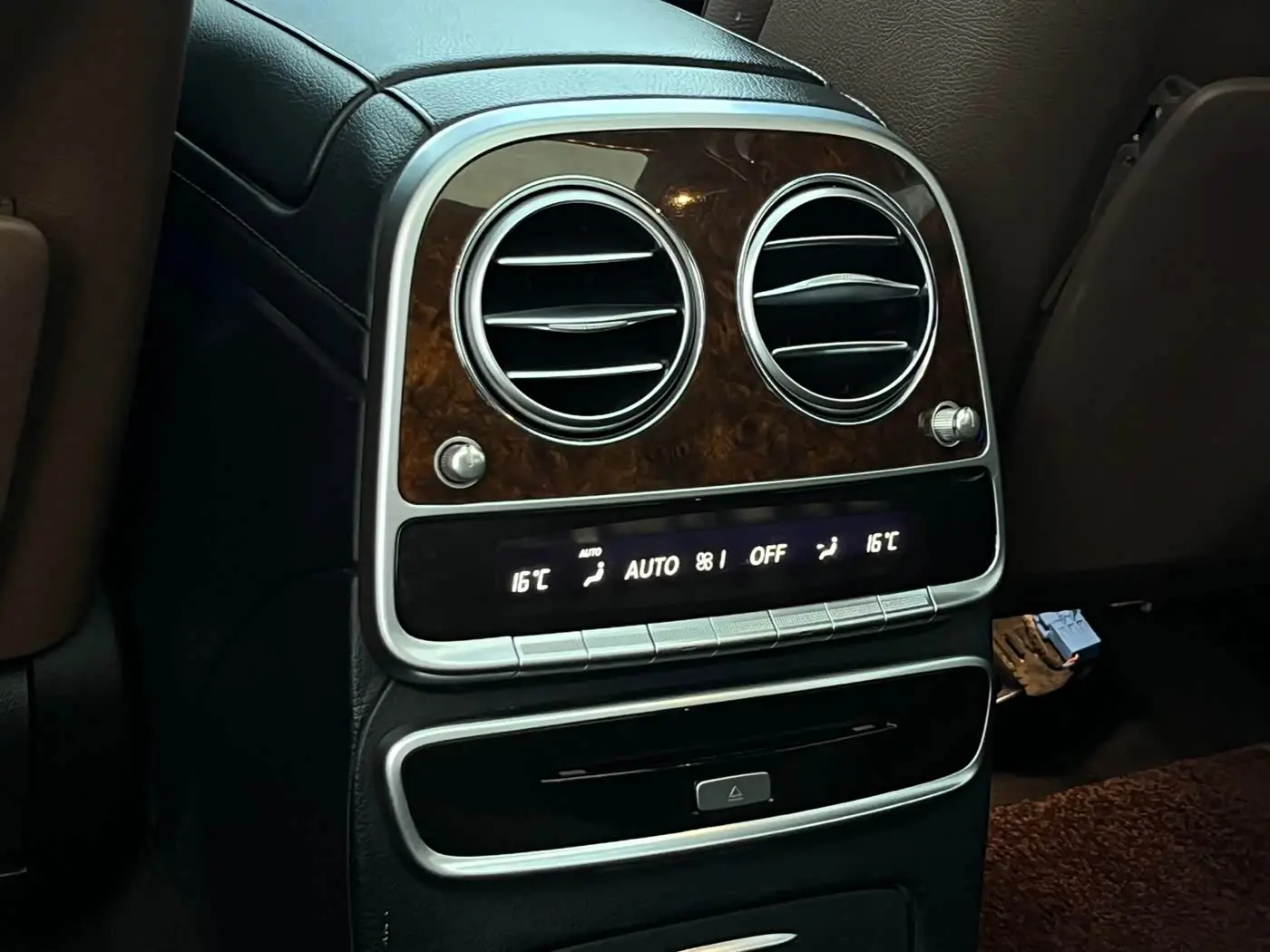 Mercedes-Benz S-Class 2016 — Şəkil 19/20