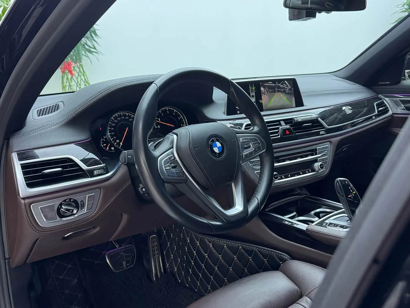 BMW 7 Series 2018 — Photo 7/20