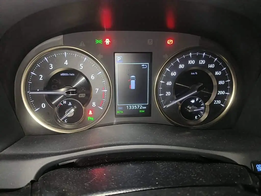 Toyota Alphard 2019 — Photo 4/13