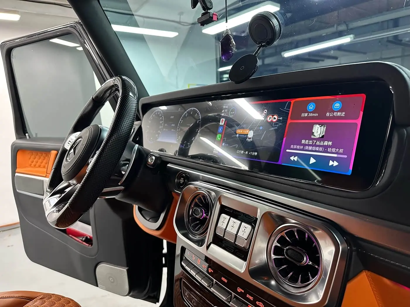 Mercedes-Benz G-Class 2012 — Фото 11/20