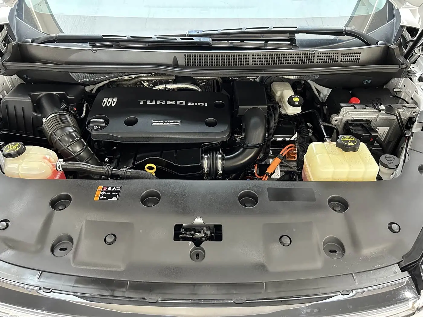 Buick GL8 New Energy 2025 — Şəkil 9/20