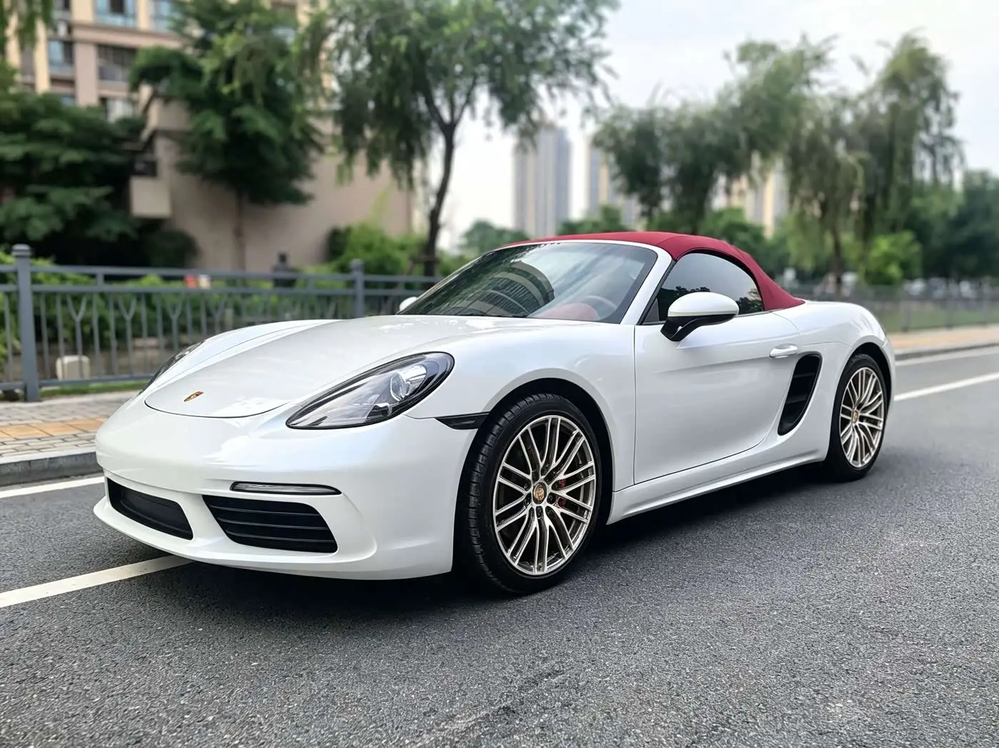 Porsche 718 2018 — Фото 1/16