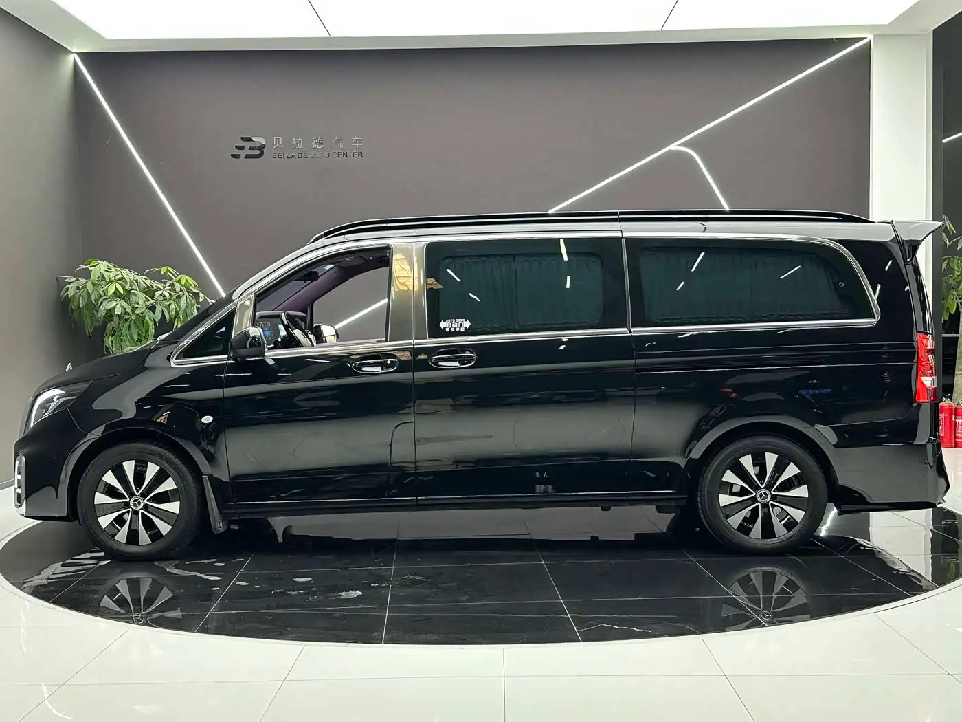 Mercedes-Benz Vito 2020 — Фото 2/20
