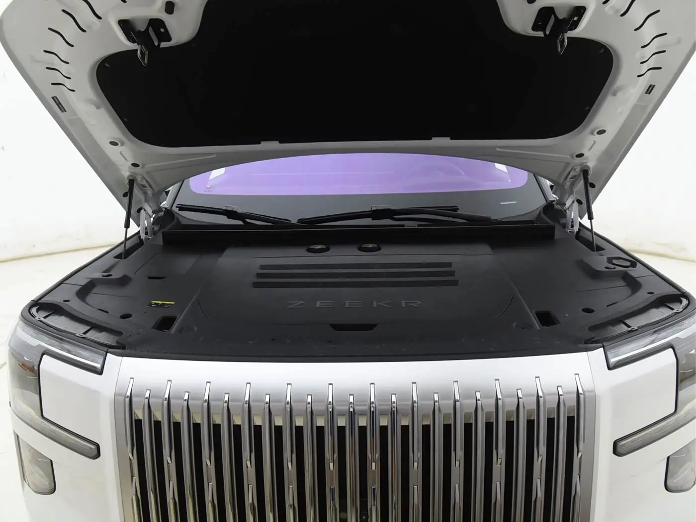 ZEEKR 9X 2026 — Photo 18/20