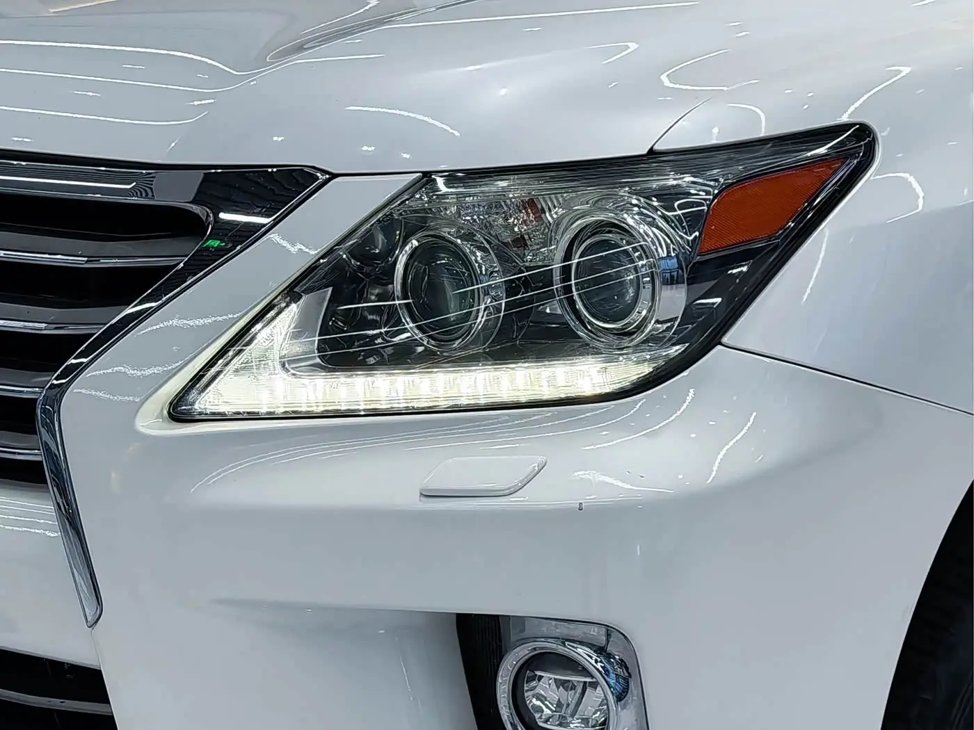 Lexus LX 2014 — Photo 11/11