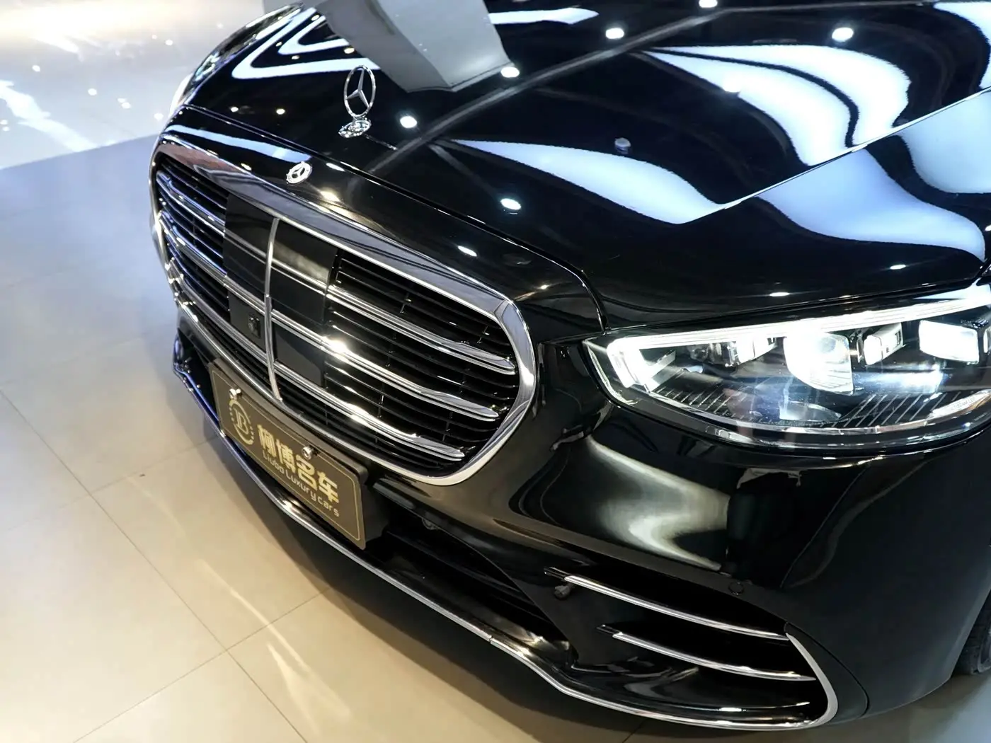 Mercedes-Benz S-Class 2023 — Photo 17/20