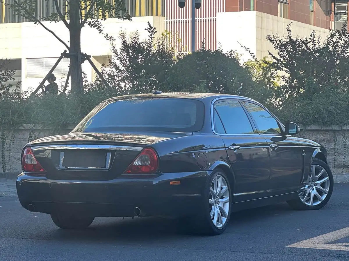 Jaguar XJ 2008 — Şəkil 4/19