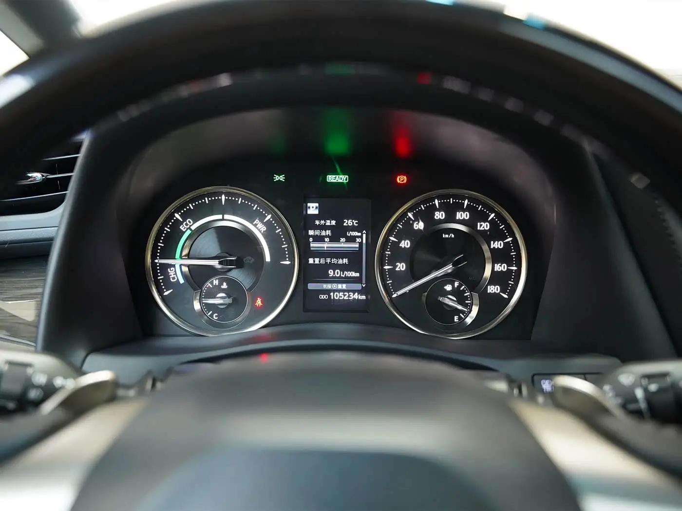 Lexus LM 2022 — Photo 11/20
