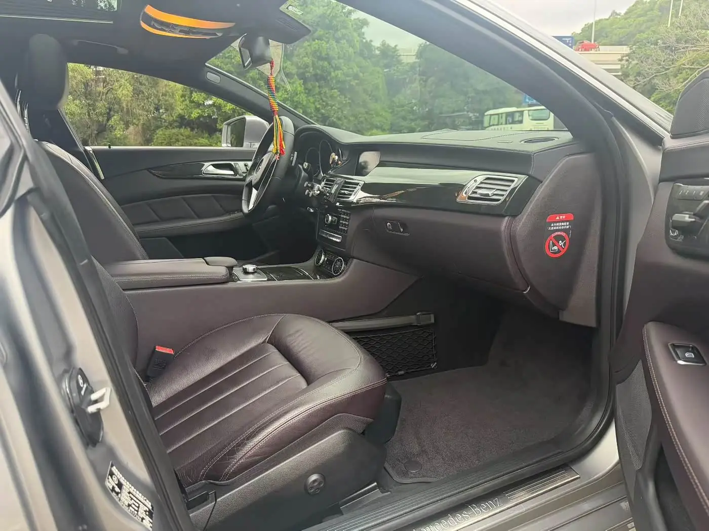 Mercedes-Benz CLS 2014 — Photo 7/9