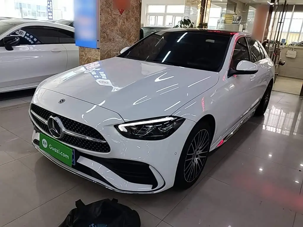 Mercedes-Benz C-Class 2024 — Photo 2/20