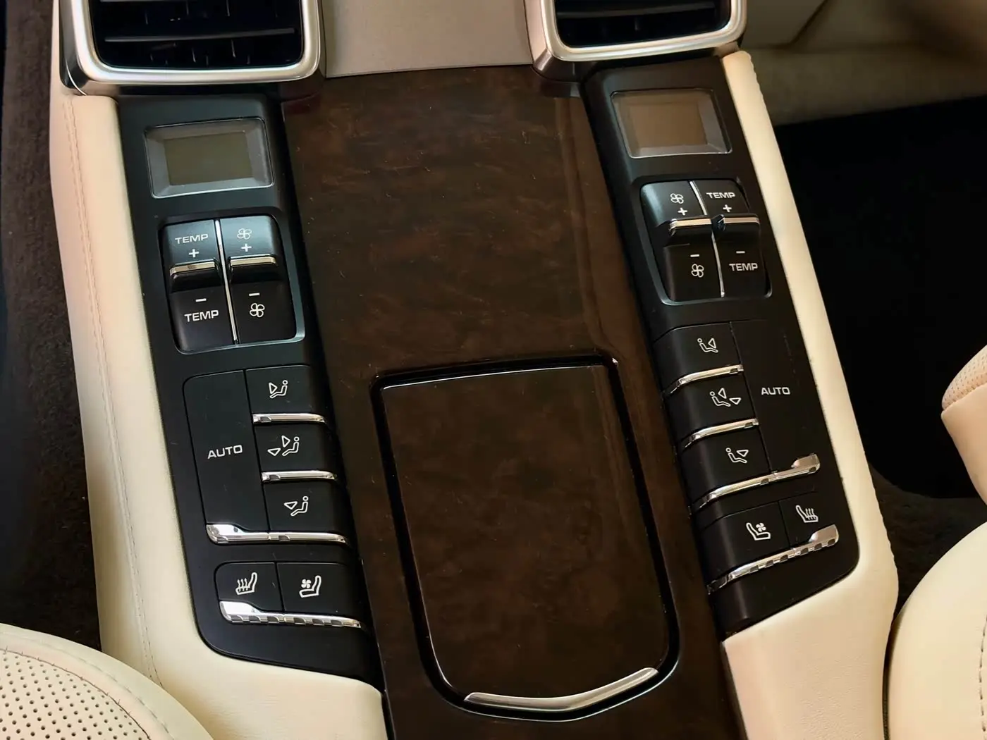 Porsche Panamera 2016 — Photo 12/15