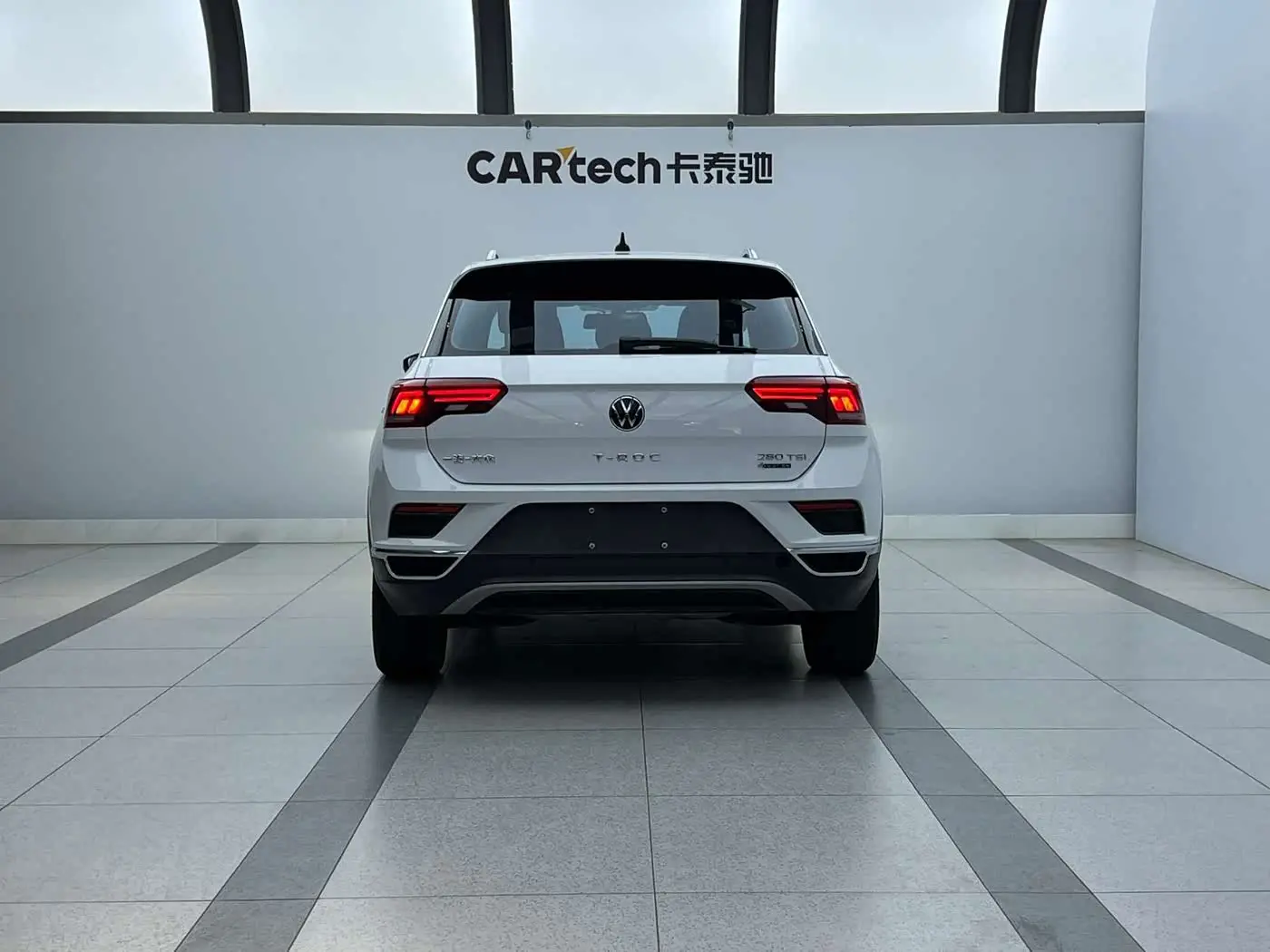 Volkswagen T-ROC 2021 — Photo 17/20