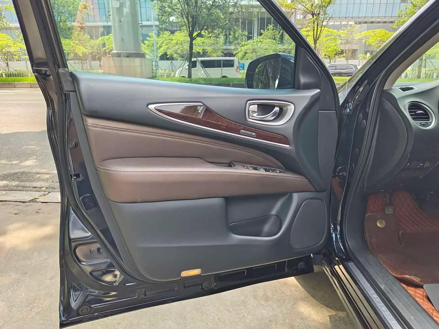 Infiniti QX60 2021 — Şəkil 16/20