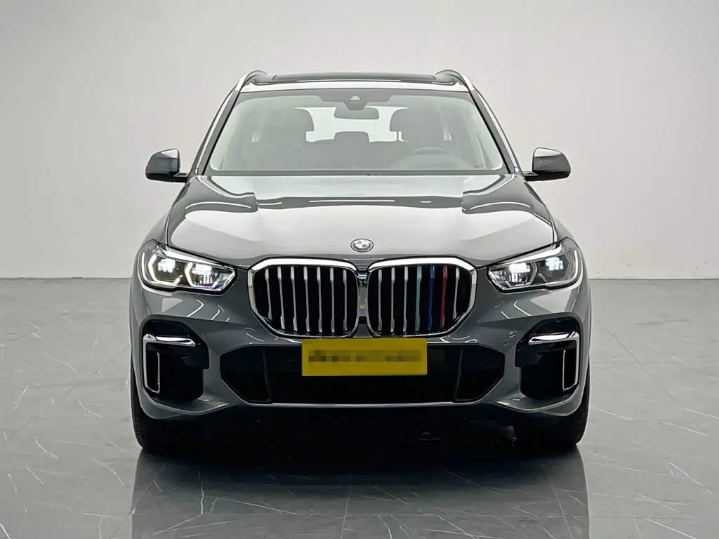 BMW X5 2022 — Photo 2/20