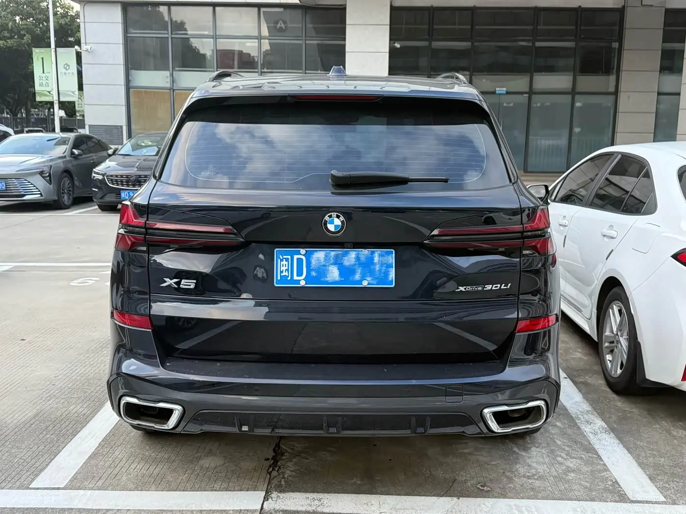 BMW X5 2024 — Photo 4/13