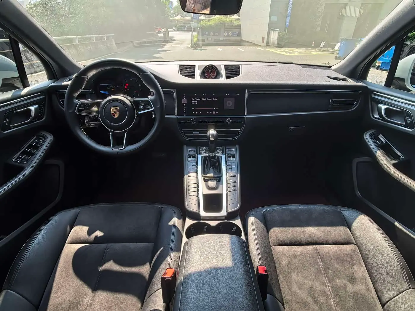 Porsche Macan 2019 — Şəkil 7/11