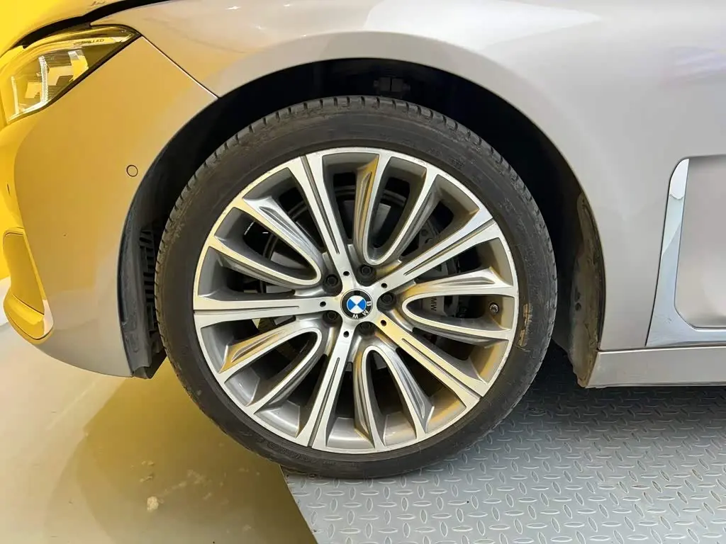 BMW 7 Series 2020 — ფოტო 10/20