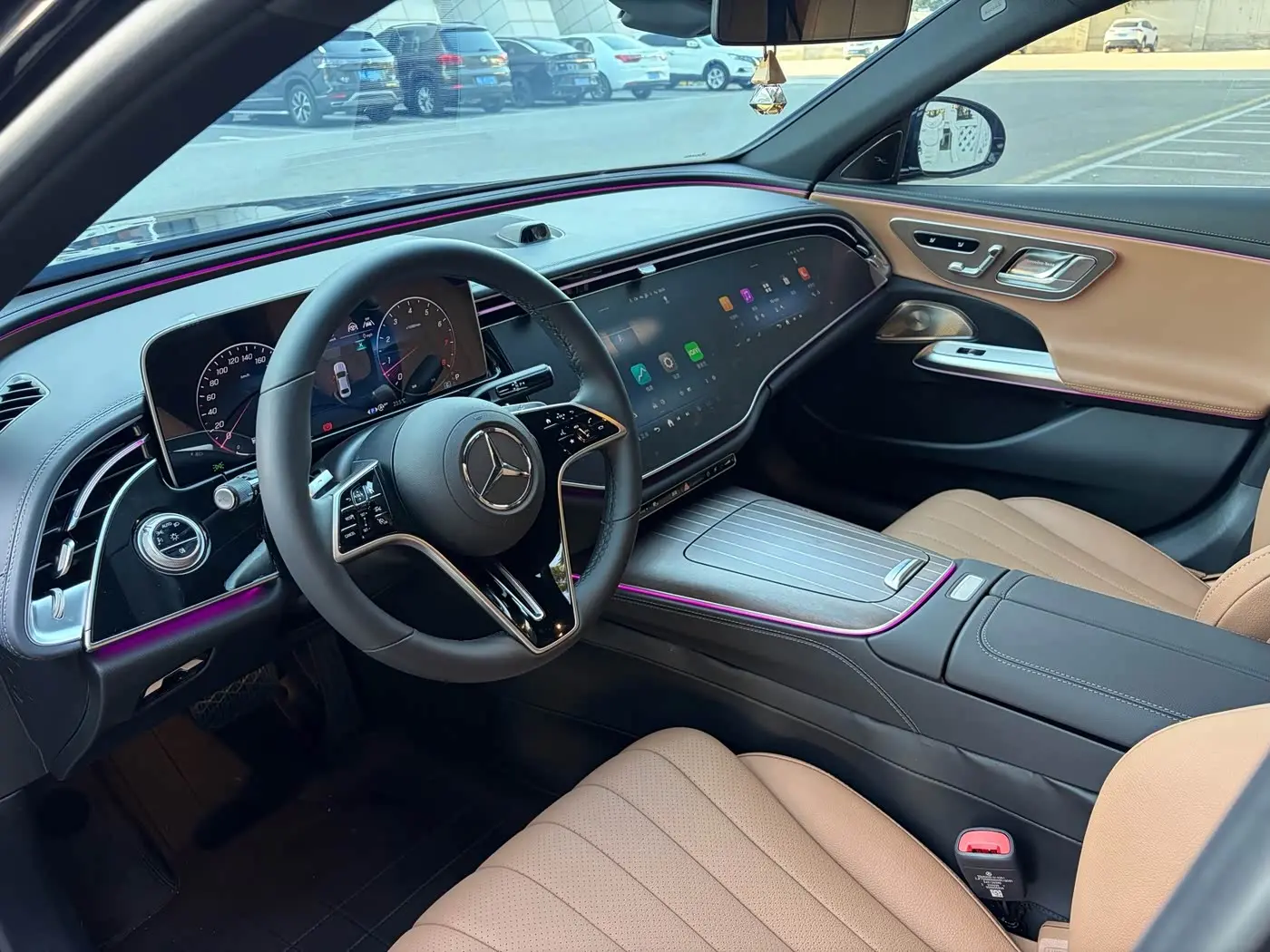 Mercedes-Benz E-Class 2025 — Фото 5/20
