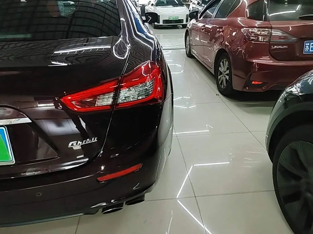 Maserati Ghibli 2016 — Фото 8/20