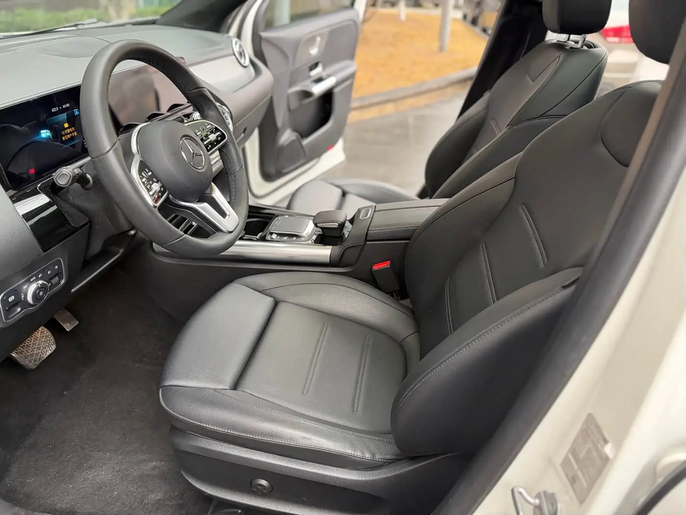 Mercedes-Benz GLA 2022 — Şəkil 4/10