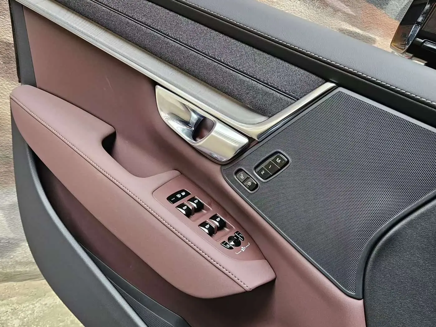 Volvo S90 2025 — Photo 7/10