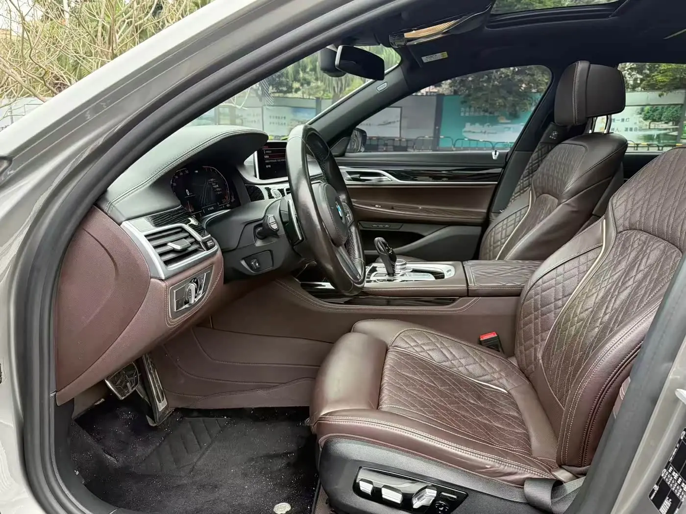 BMW 7 Series 2020 — Photo 5/11