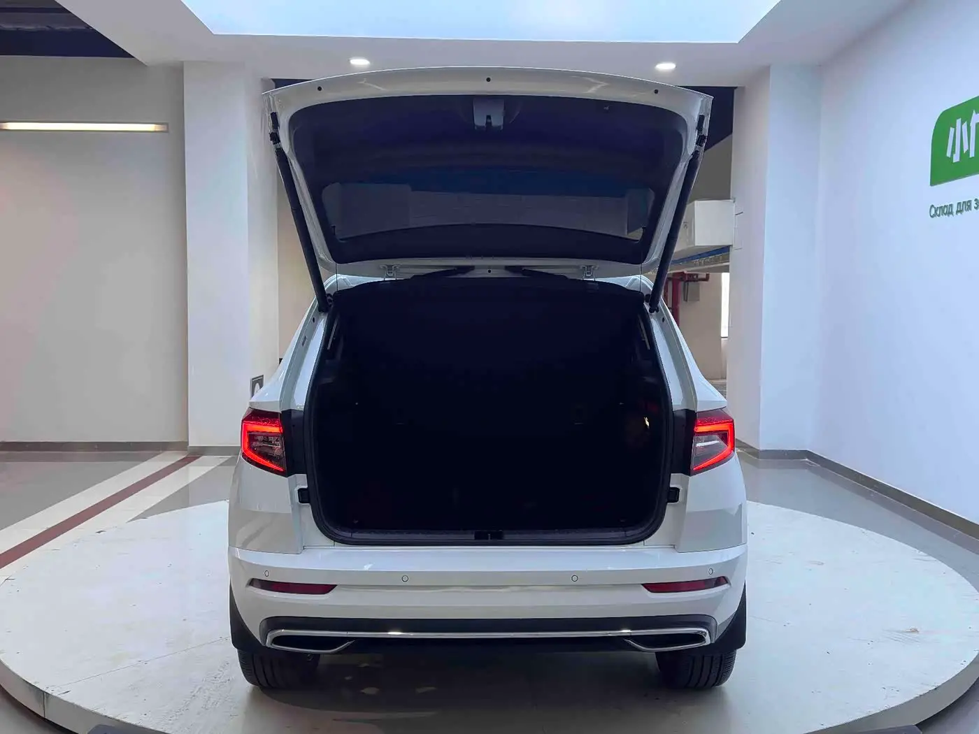 Škoda Karoq 2023 — Photo 19/20