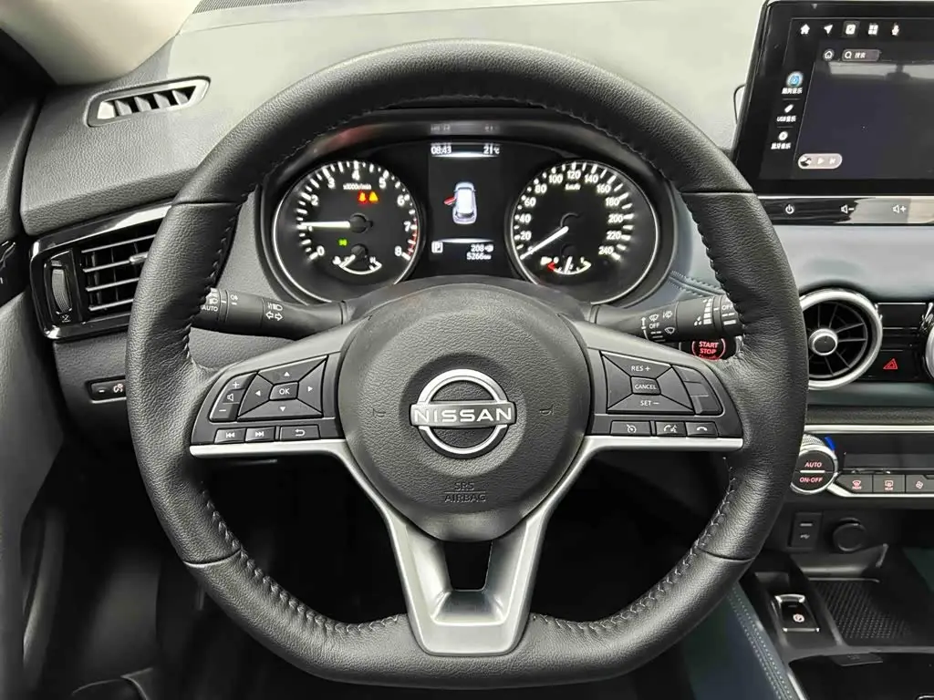 Nissan X-Trail 2025 — Photo 8/20
