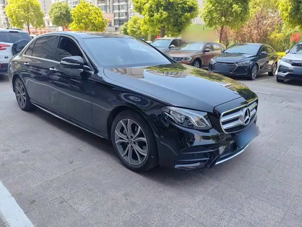 Mercedes-Benz E-Class 2020 — Фото 6/14