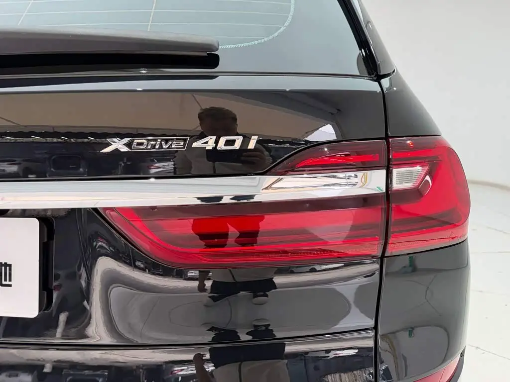 BMW X7 2020 — Photo 10/20