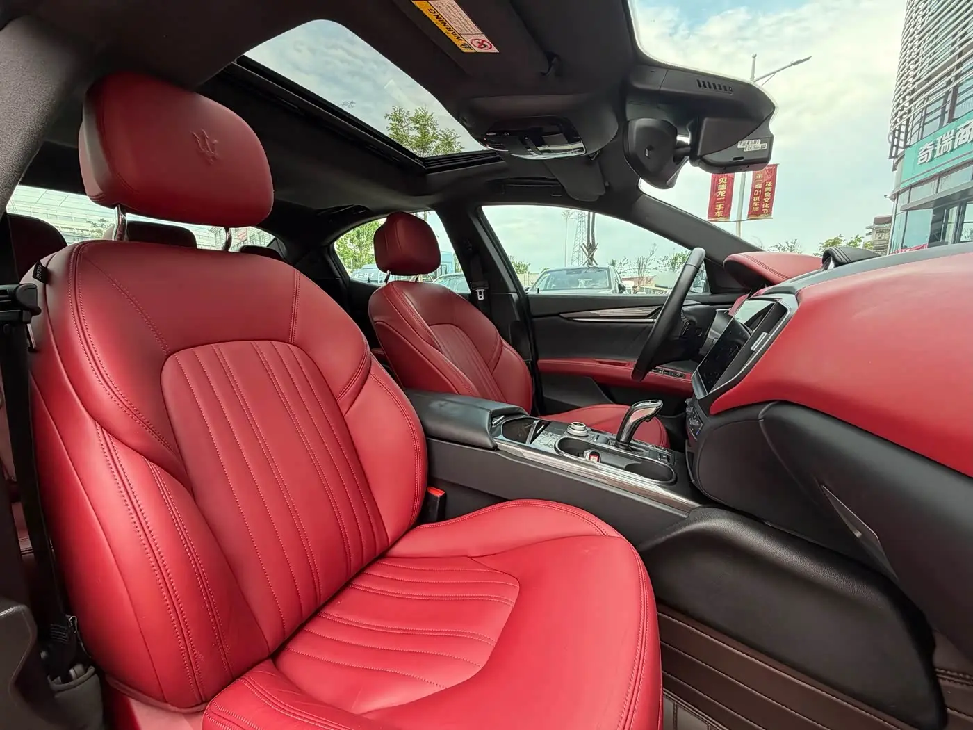 Maserati Ghibli 2022 — Photo 16/18