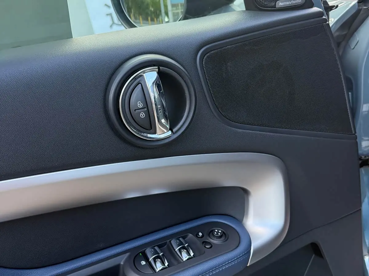 MINI COUNTRYMAN 2023 — Photo 6/20