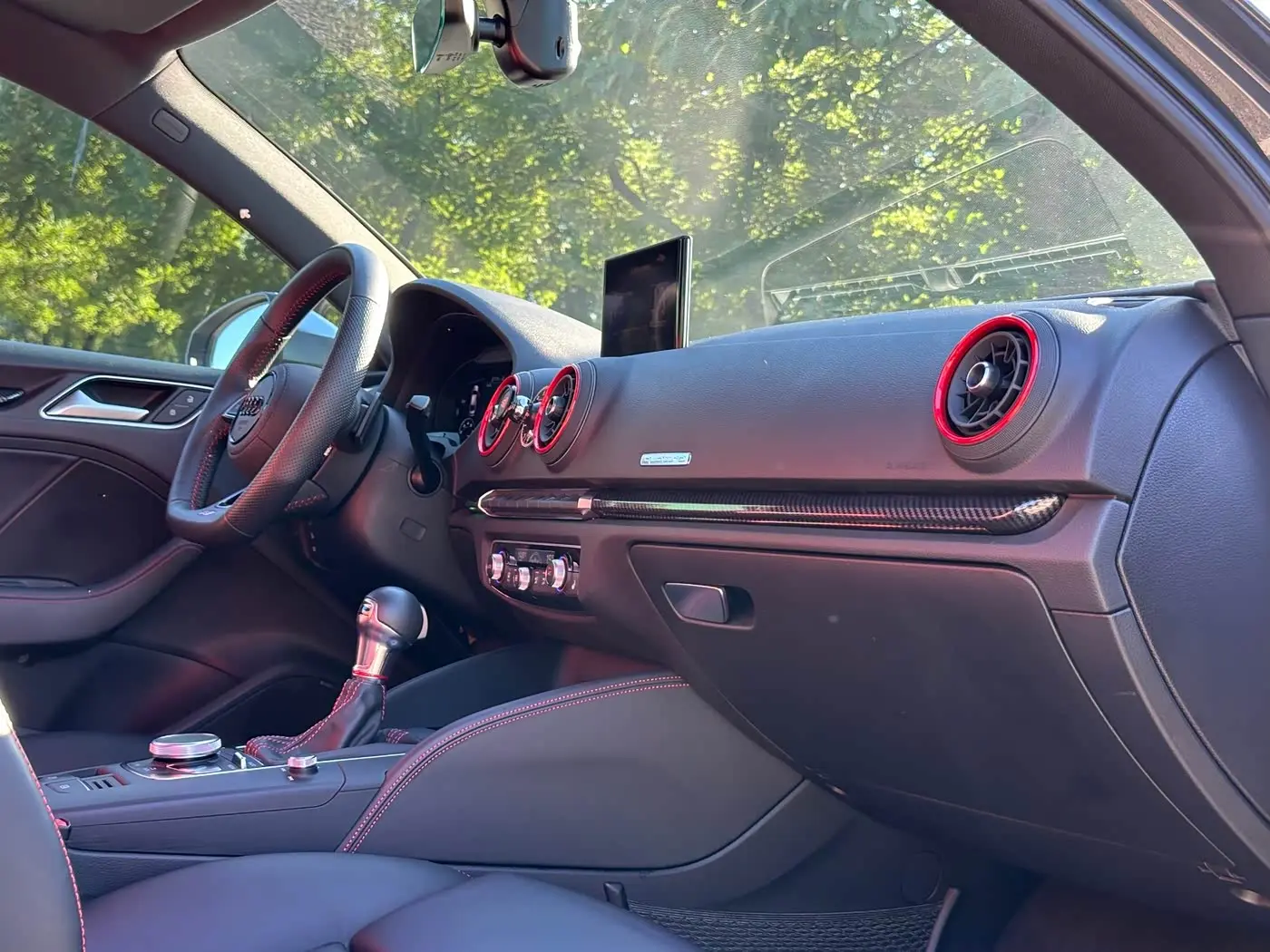 Audi S3 2019 — Photo 6/16
