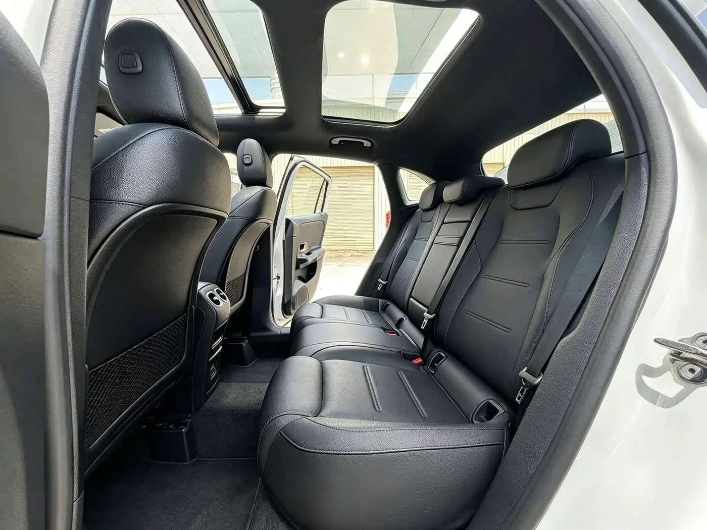 Mercedes-Benz GLA 2022 — Photo 9/15