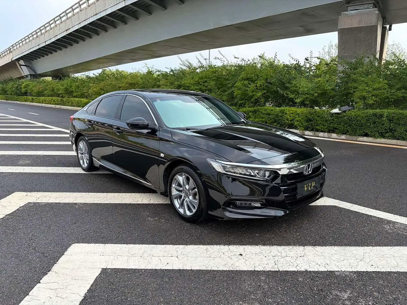 Honda Accord 2021 — Фото 3/10