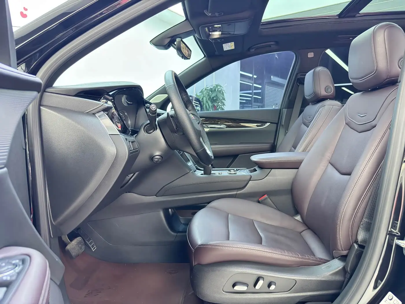 Cadillac XT6 2022 — ფოტო 5/20