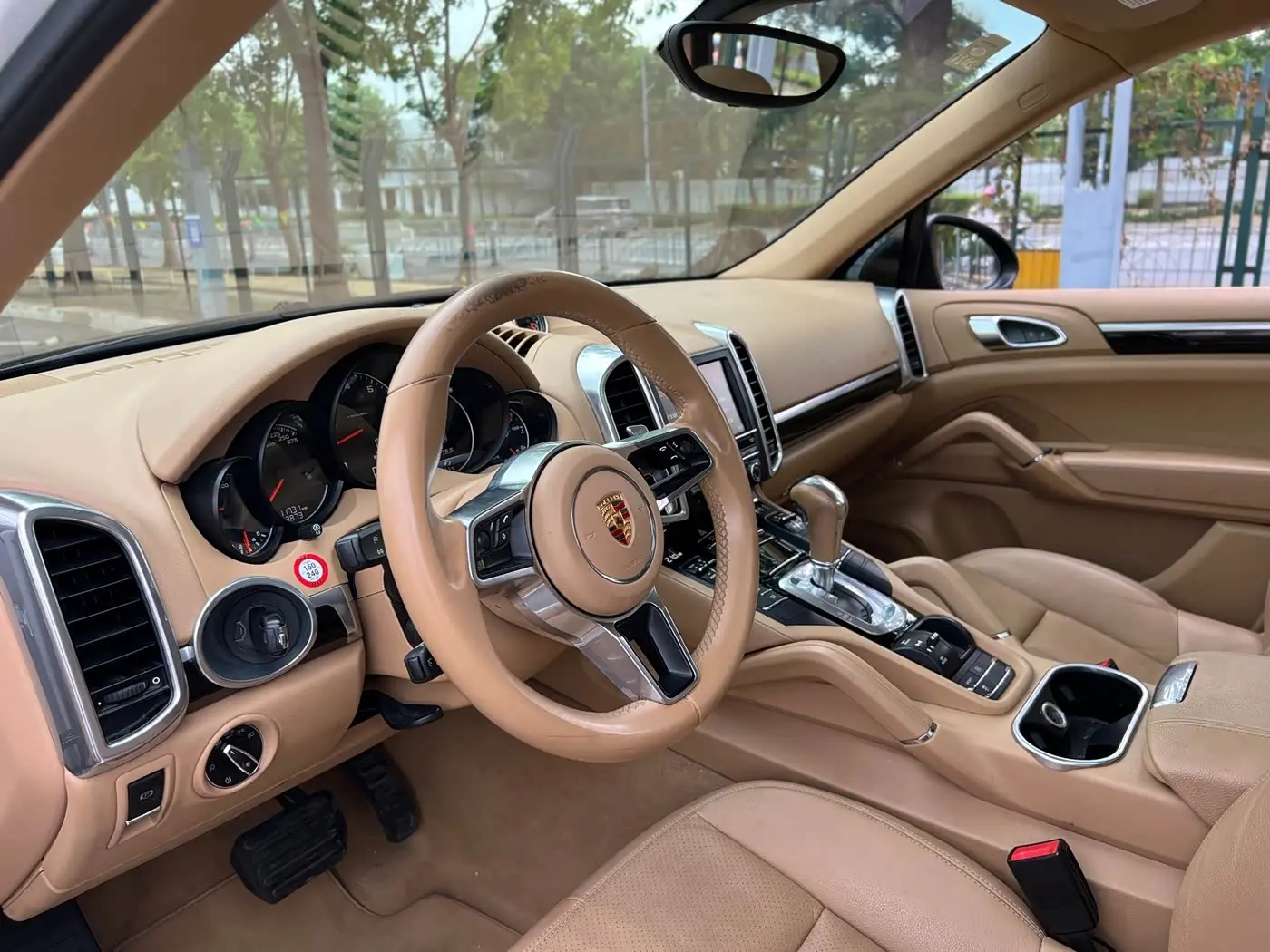 Porsche Cayenne 2015 — Şəkil 9/20