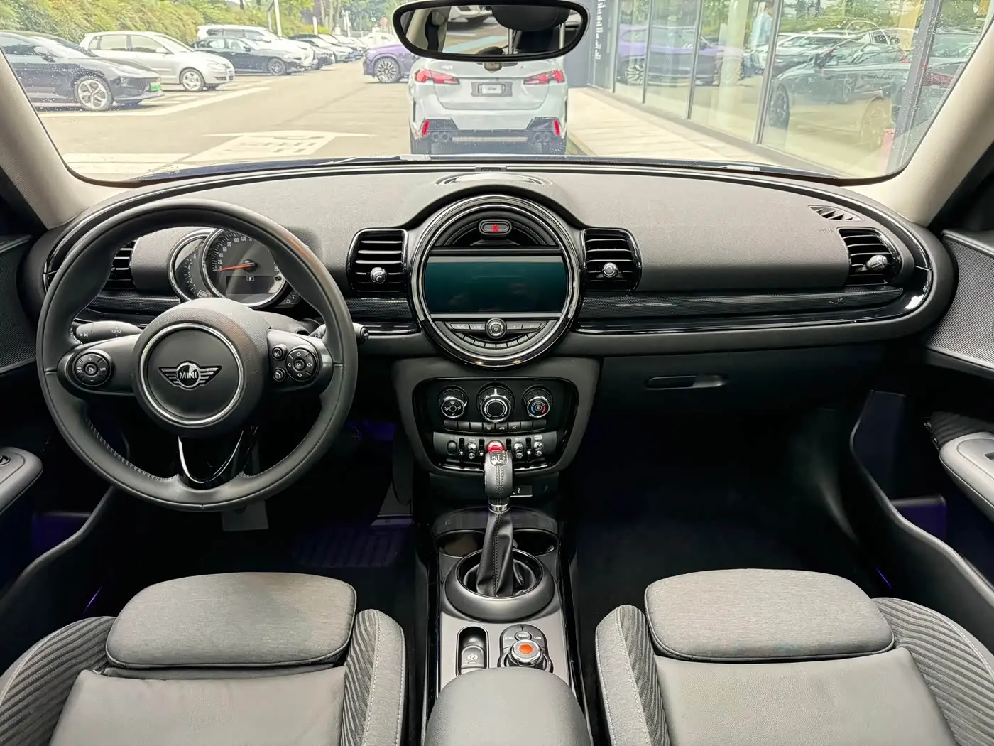 MINI CLUBMAN 2019 — Фото 15/17