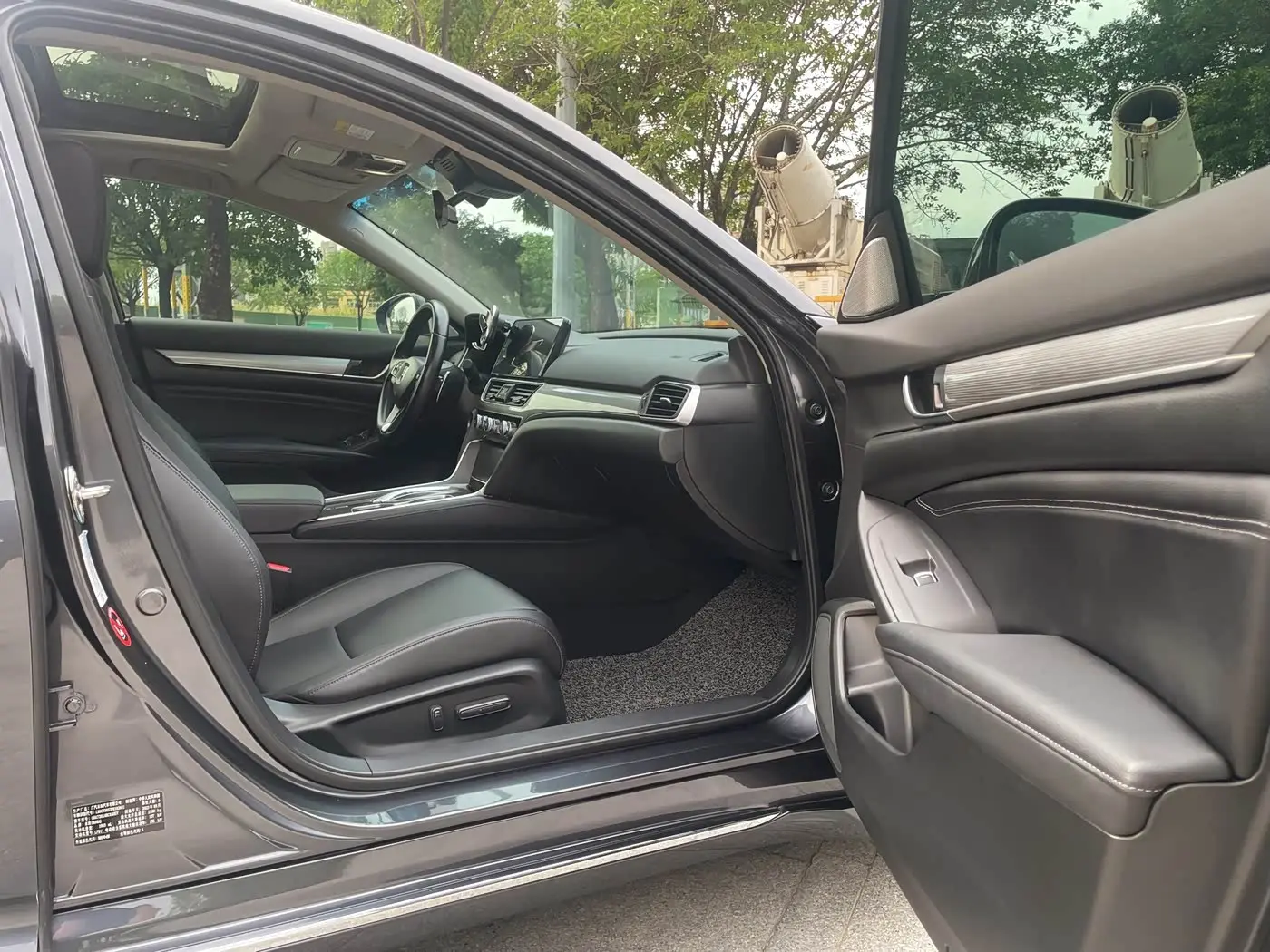 Honda Accord 2023 — Фото 17/20