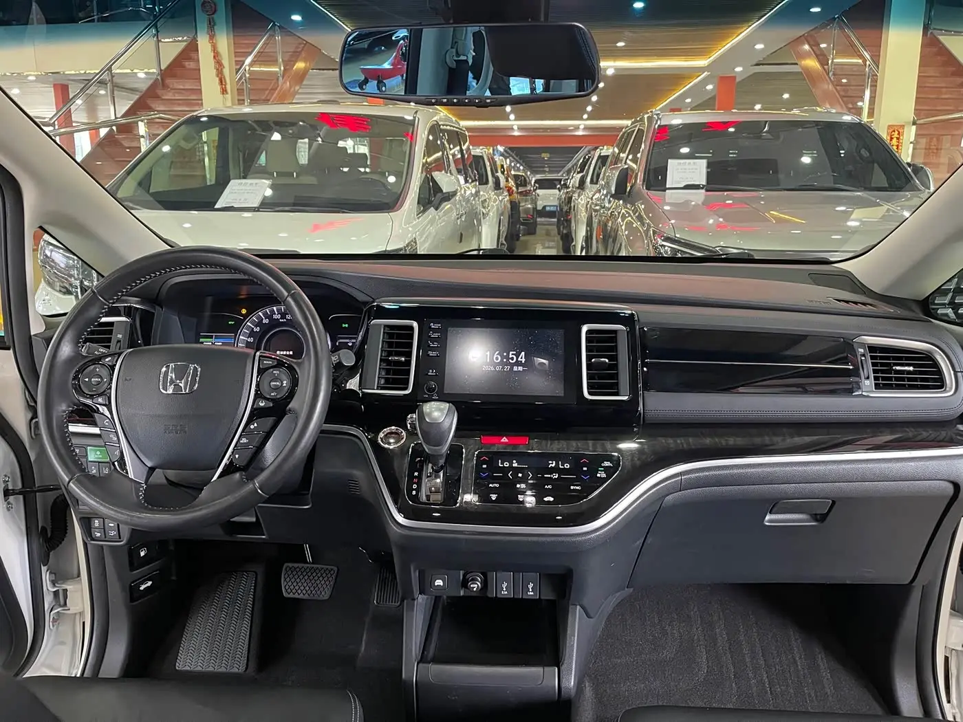 Honda Elysion 2021 — Photo 16/19