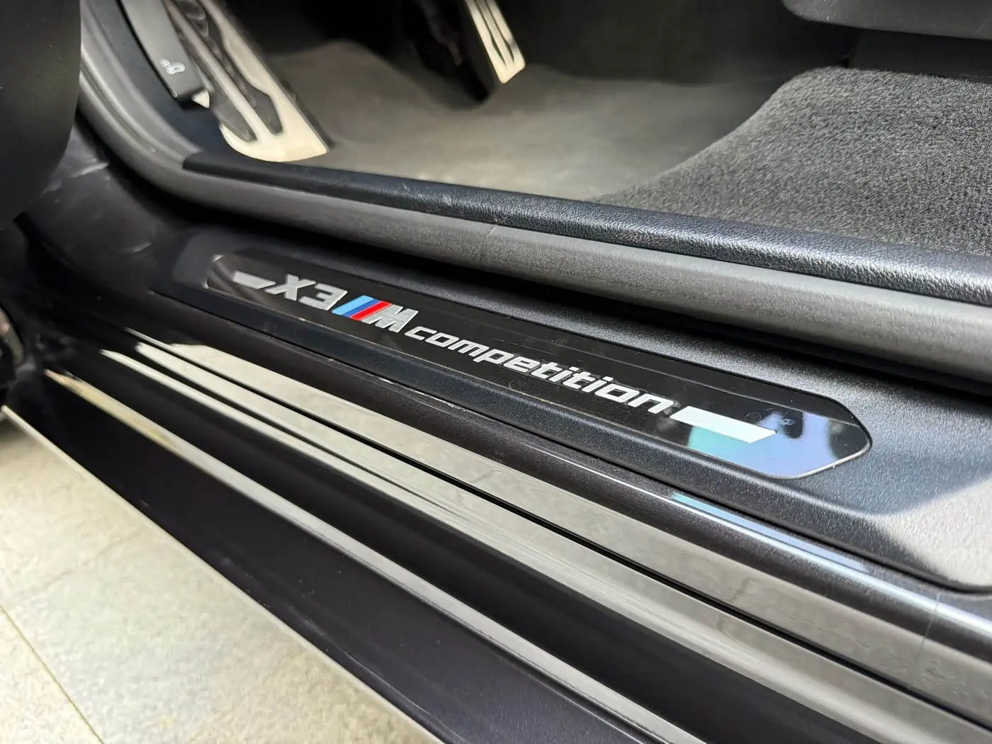 BMW X3 M 2021 — Photo 15/18