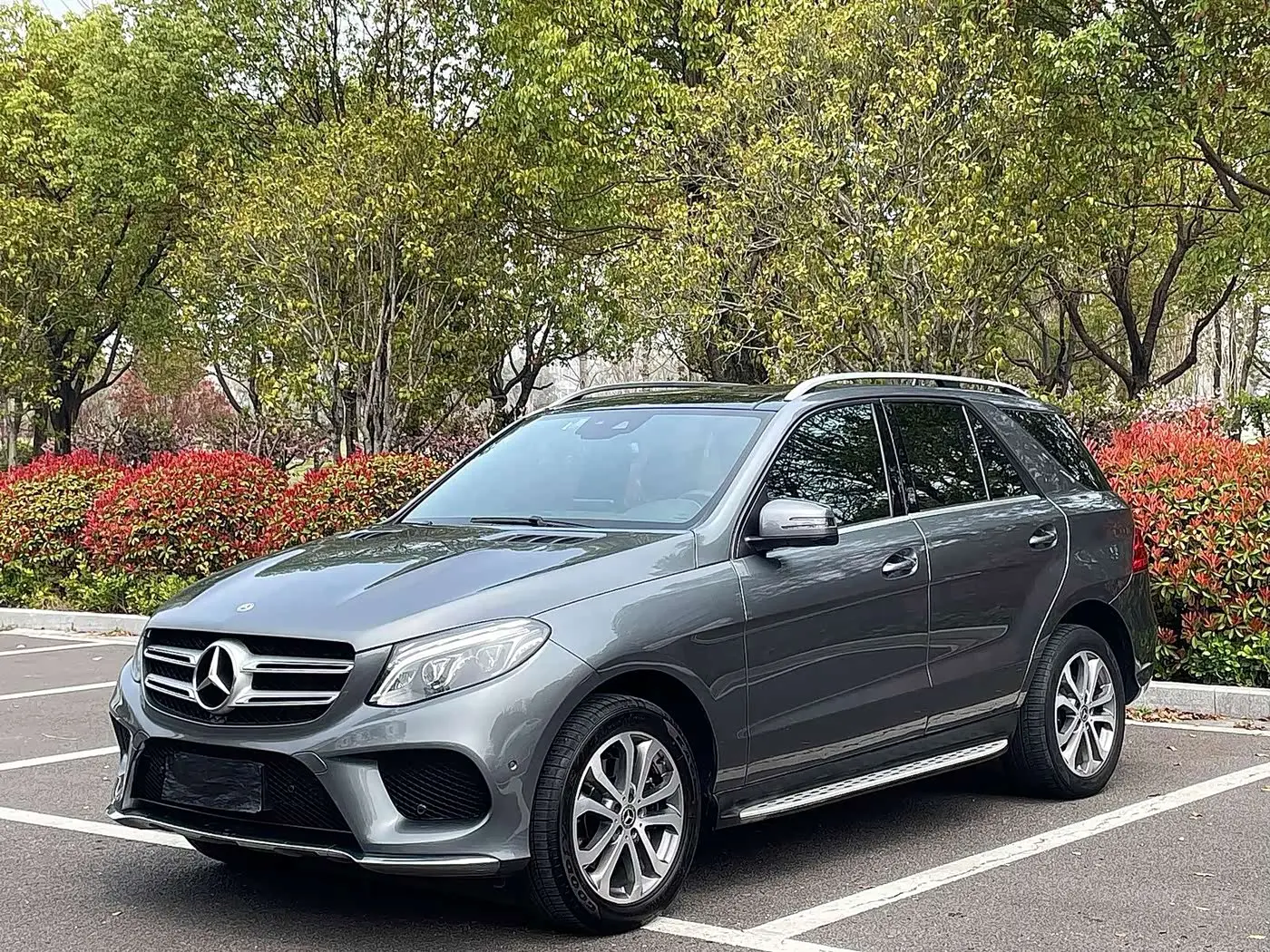 Mercedes-Benz GLE 2017 — Photo 1/17