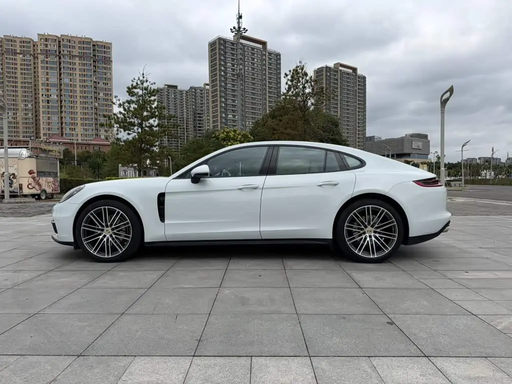 Porsche Panamera 2020 — Photo 7/20